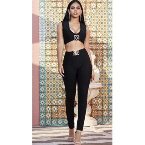CO-ORD 2 PIECE SET BLACK BANDAGE CROP TOP & PANT - Picture 9 of 12